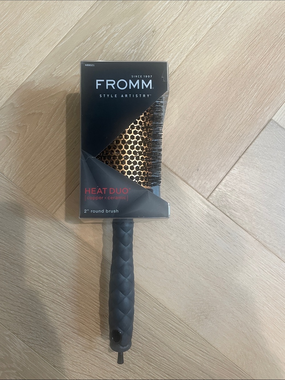 FROMM 2” Round Brush STYLE
ARTISTRY HEAT DUO